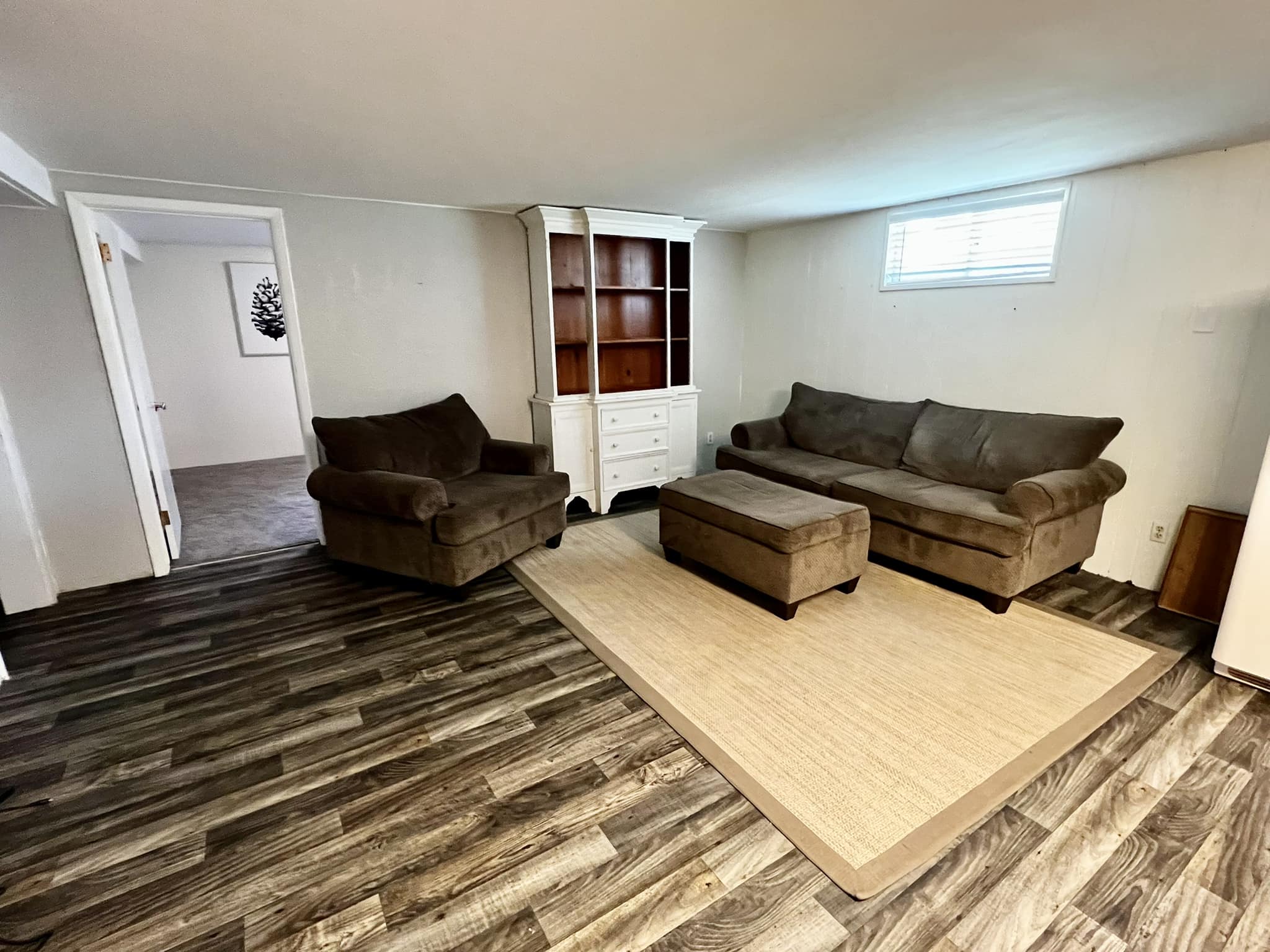 Cozy Pines family room-1.jpg