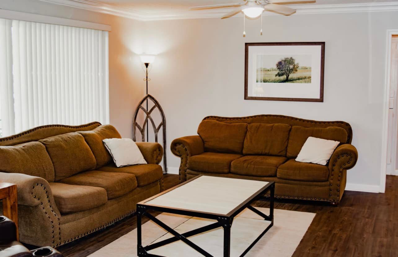 Alpine View Family Room.jpg
