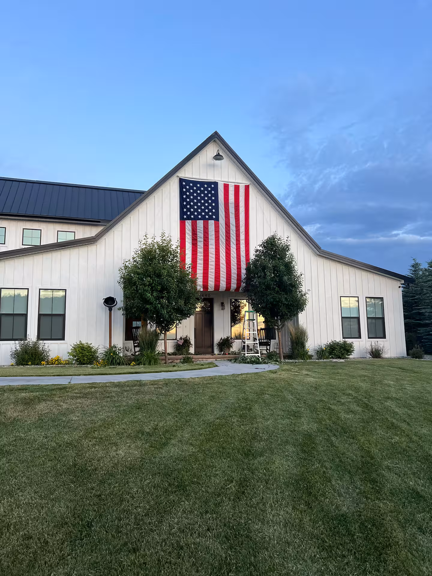 0444158a-17ea-449e-b5b3-645392a2437a.jpeg.avif
