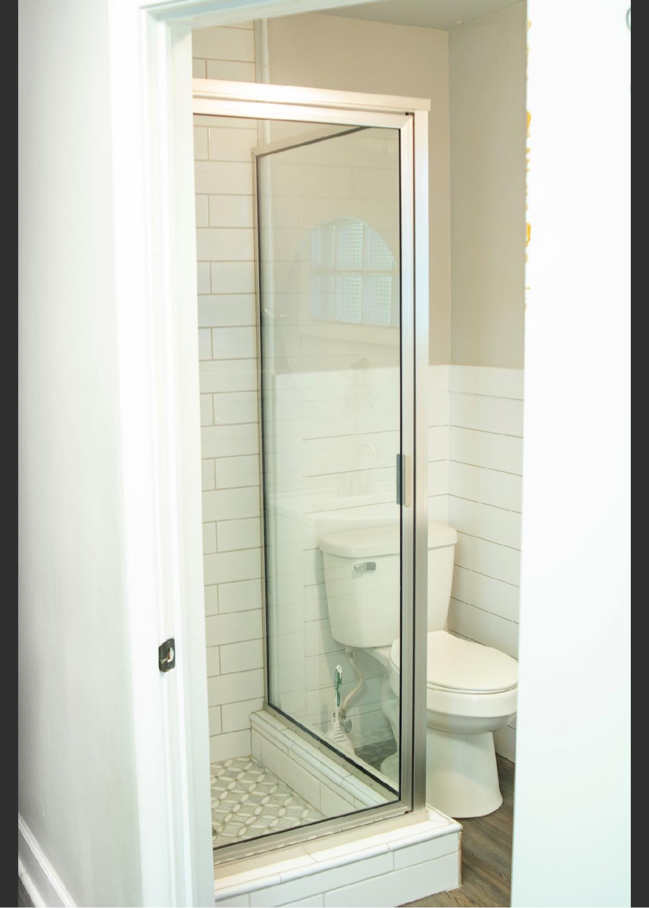 Alpine View small bath.jpg